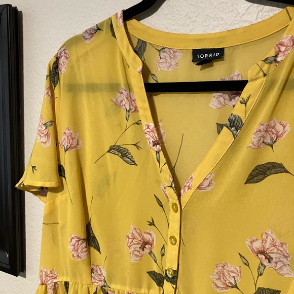 Women’s torrid plus size blouse sz: 1x - Picture 5 of 7